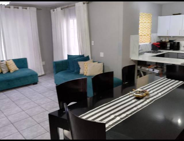 2 BEDROOM TOWNHOUSE FOR SALE IN BRAKPAN NORTH